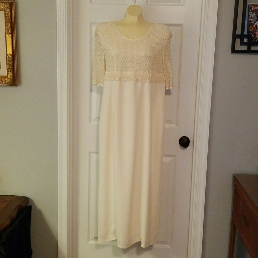 Vintage Handmade Cream Lace Formal Gown
